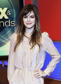 Tikipeter_Rachel_Bilson_visits_FOX_and_Friends_002.jpg