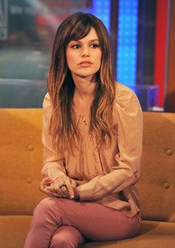 Tikipeter_Rachel_Bilson_visits_FOX_and_Friends_010.jpg