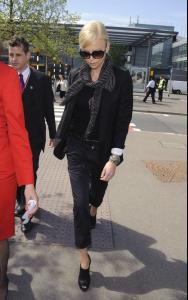 charlize_theron_04272011_3.jpg