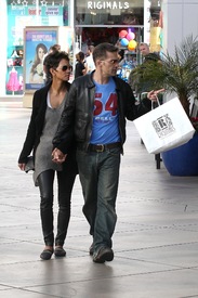 Halle Berry shopping at Westfield Mall in Century City 5.4.2012_10.jpg
