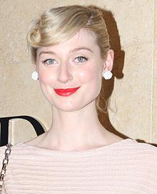 Elizabeth_Debicki_2013_(Cropped).jpg