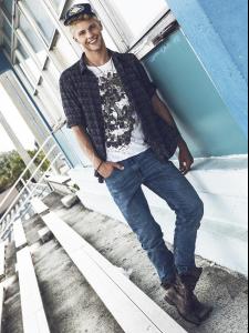 post-60960-0-41290900-1365725621_thumb.j