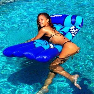 pool day riri 21april 2013_02.jpg