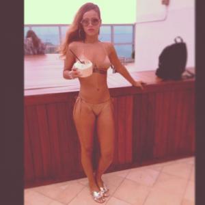 pool day riri 21april 2013_10.jpg