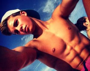 post-60009-0-84339700-1398071566_thumb.j