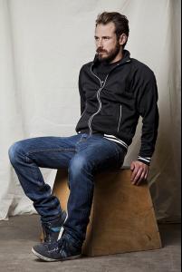 post-60632-0-20880900-1429663245_thumb.j