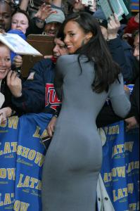 97313_Alicia_Keys_at_the_Late_Show_with_David_Letterman_358_122_992lo.jpg
