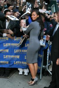 97340_Alicia_Keys_at_the_Late_Show_with_David_Letterman_361_122_7lo.jpg