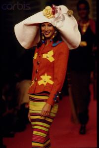 christy_turlington_hat312185_9.jpg