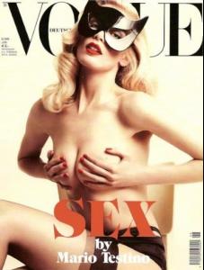 claudia_schiffer_topless_vogue_germany_425.jpg