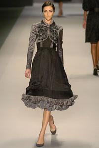 maria_Givenchy_Fall_2004_Ready_to_Wear3.jpg