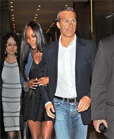 Naomi_Campbell_with_her_boyfriend_out_for_dinner_NYC_02.jpg