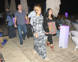 RihannaoutinTelAviv28.5.2010_03.jpg