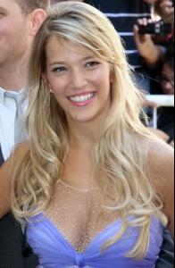 Luisana_Lopilato_004.jpg