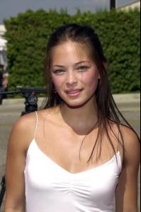Kristin_Kreuk_001.jpg