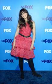 ZooeyDeschanelFOXUpfrontsinNewYorkMAY_16_2011HQx55_30.jpg