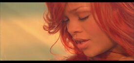 rihanna_ckb_026.jpg