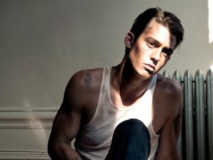 post-60960-0-25527600-1338482932_thumb.j