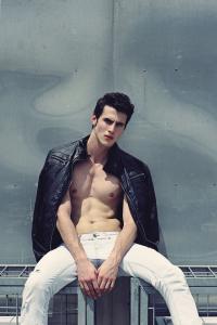 post-71675-0-15568900-1369712873_thumb.j