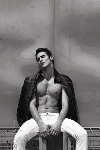 post-71675-0-37756800-1369712849_thumb.j