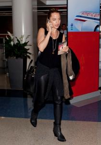 post-40923-0-36843300-1401211949_thumb.j