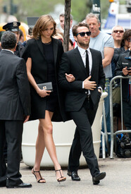 Karlie_Kloss_L_Wren_Scott_Memorial_Service_5_GQzq.jpg