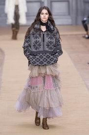 chloe-rf16-0353.jpg
