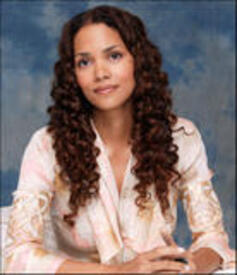 Halle_Berry_Armando_Gallo_portraits_05.jpg