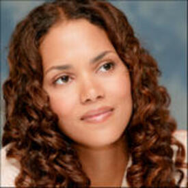 Halle_Berry_Armando_Gallo_portraits_16.jpg