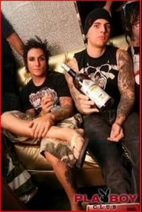 Synyster_and_Matt__large_msg_120539214276.jpg