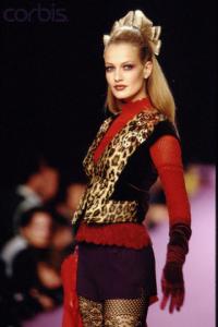 KAren_Mulder_1995_PRET_A_PORTER_320802_8.jpg