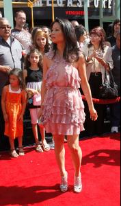 Lucy_Liu_Kung_Fun_Panda_Premiere_in_Hollywood_11.jpg
