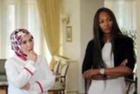 th_Naomi_Campbell_Emine_Erdogan_03.jpg