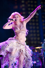 Shakira_20110526_023.jpg