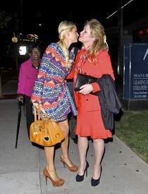 The Hilton Family HasDinner AtBOAInBeverlyHills002.jpg