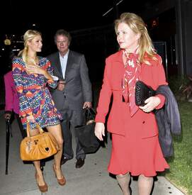 The Hilton Family HasDinner AtBOAInBeverlyHills007.jpg