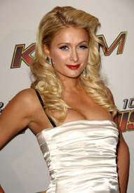 celebrity_paradise.com_Paris_Hilton_Wango_Tango_06.jpg