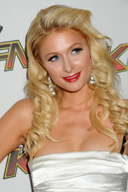 celebrity_paradise.com_Paris_Hilton_Wango_Tango_38.jpg
