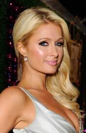 Paris_Hilton_The_World_According_To_Paris_Series_Premiere_003.jpg