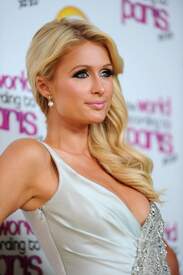 Paris_Hilton_The_World_According_To_Paris_Series_Premiere_025.jpg