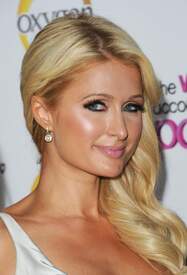 Paris_Hilton_The_World_According_To_Paris_Series_Premiere_061.jpg