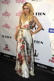 Paris_Hilton_Celebrates_Her_Racing_Team_010.jpg