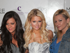 celebrity_paradise.com_Paris_Hilton_nightclub_024.jpg