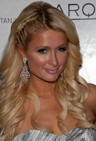 celebrity_paradise.com_Paris_Hilton_nightclub_025.jpg