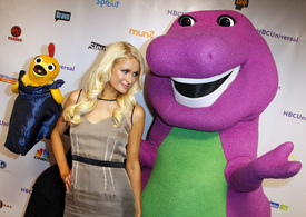 celebrity_paradise.com_TheElder_ParisHilton2011_06_15_NBCUniversalVIPpartyinChicago4.jpg