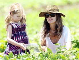 RachelBilson_UnderwoodFamilyFarm_Moorpark_260611_042.jpg