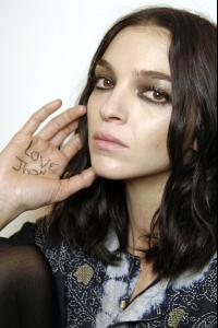 post-19430-0-54541800-1340471359_thumb.j