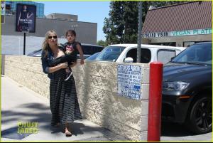 post-22656-0-45378800-1340551968_thumb.j