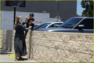 post-22656-0-63790500-1340552005_thumb.j