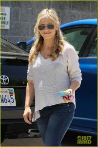 post-22656-0-73435600-1340086630_thumb.j